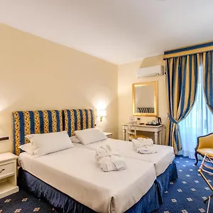 Napoleon 4* Рим